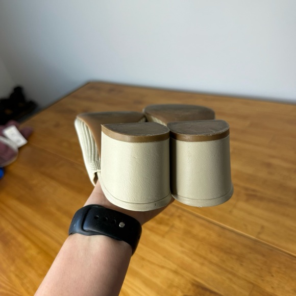 Everlane Cream Mules - Picture 6 of 7